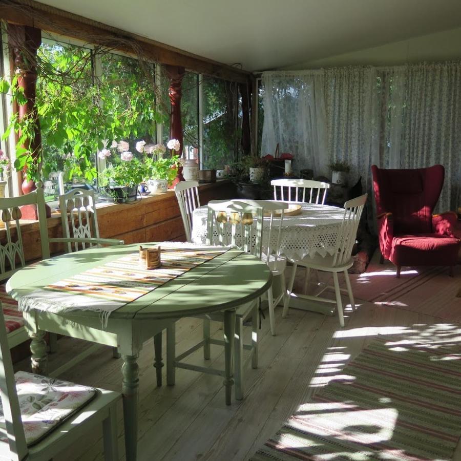 Woodstock B & B Studios Bålsta Екстериор снимка