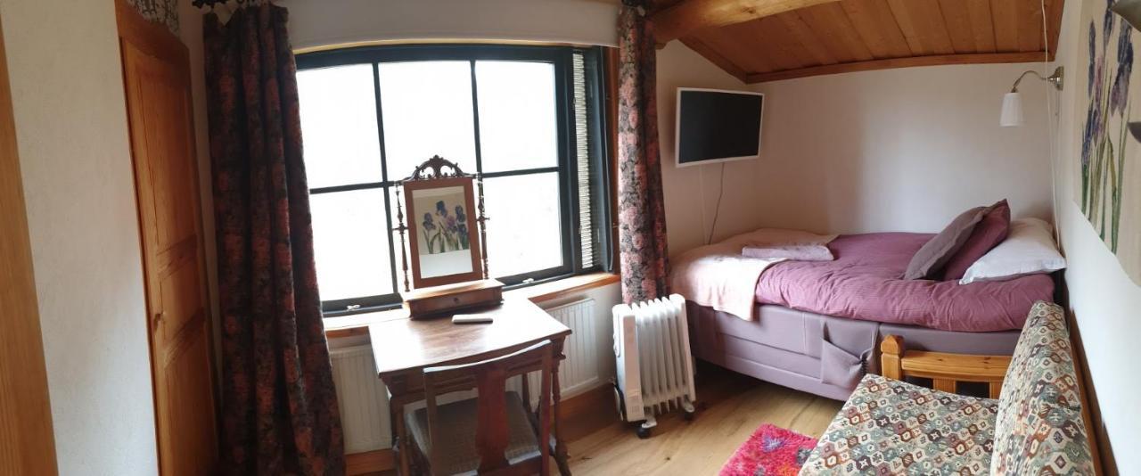 Woodstock B & B Studios Bålsta Екстериор снимка
