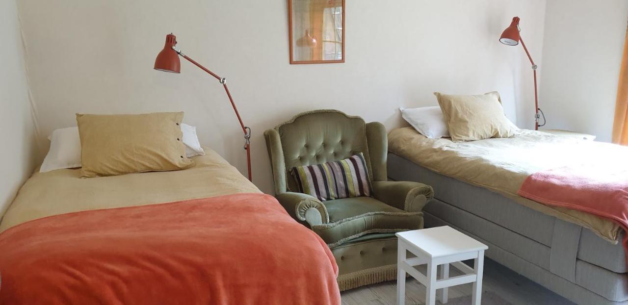 Woodstock B & B Studios Bålsta Екстериор снимка